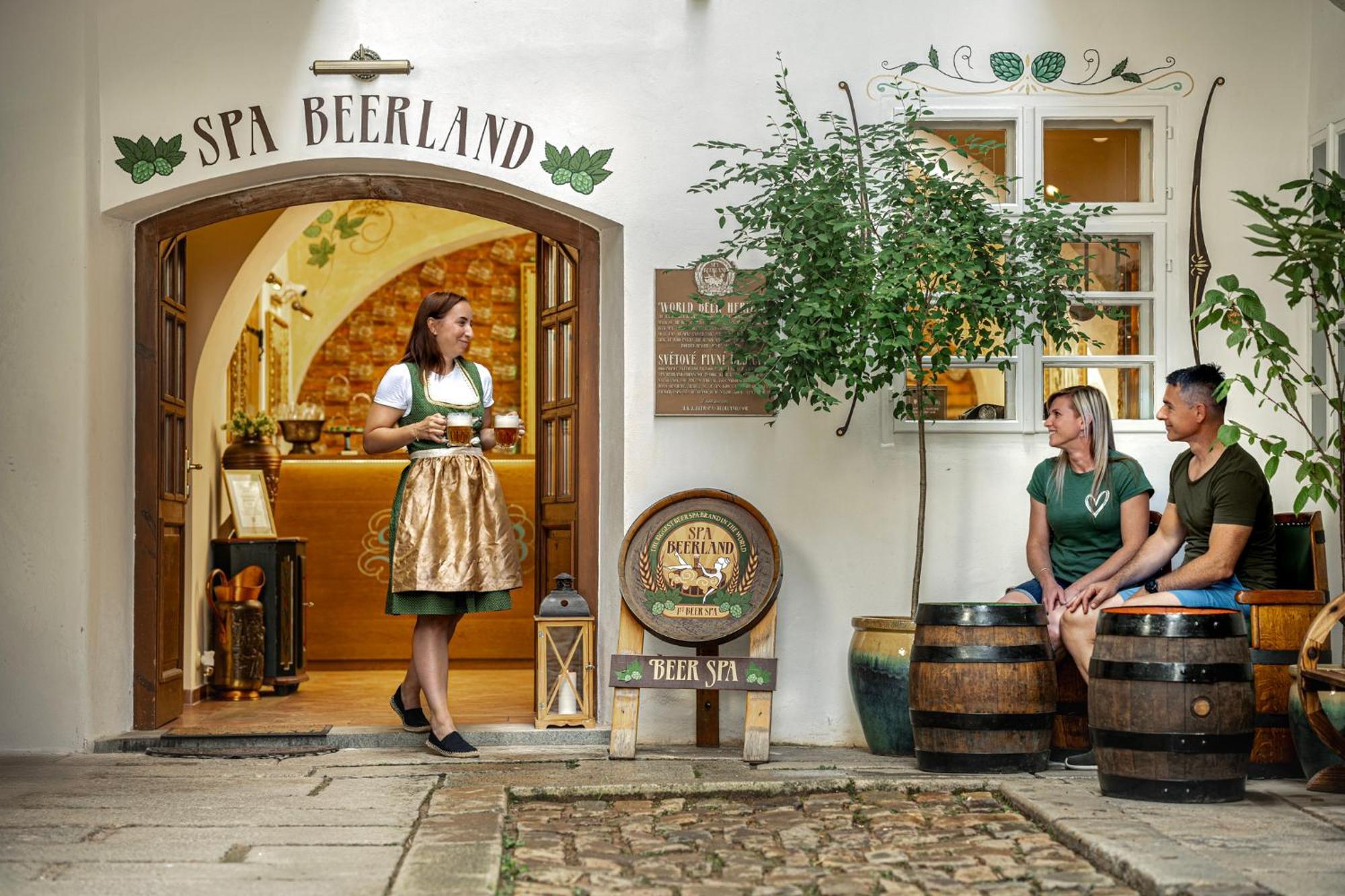 Spa Beerland - At The Golden Lamb Plzeň Eksteriør billede